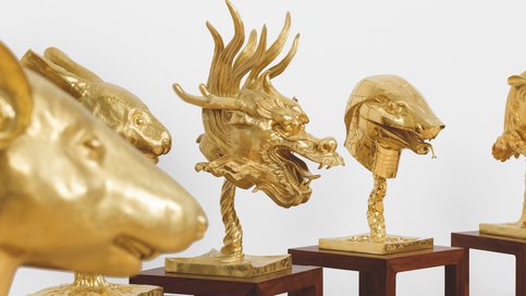 © 2022 Ai Weiwei aww_Zodiac_Gold_Gesamt_Detail.jpg